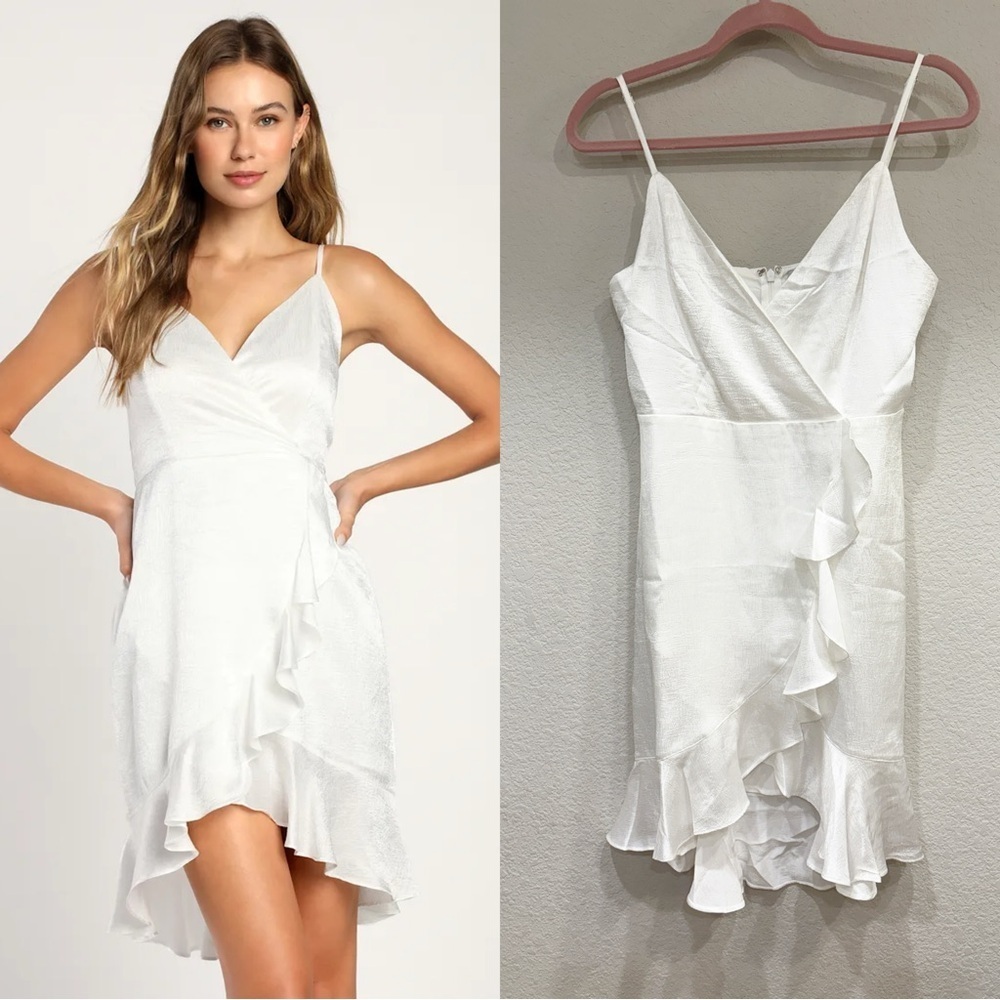 NWOT Lulus Loving the Night White Textured Satin Faux-Wrap‎ Mini Dress
